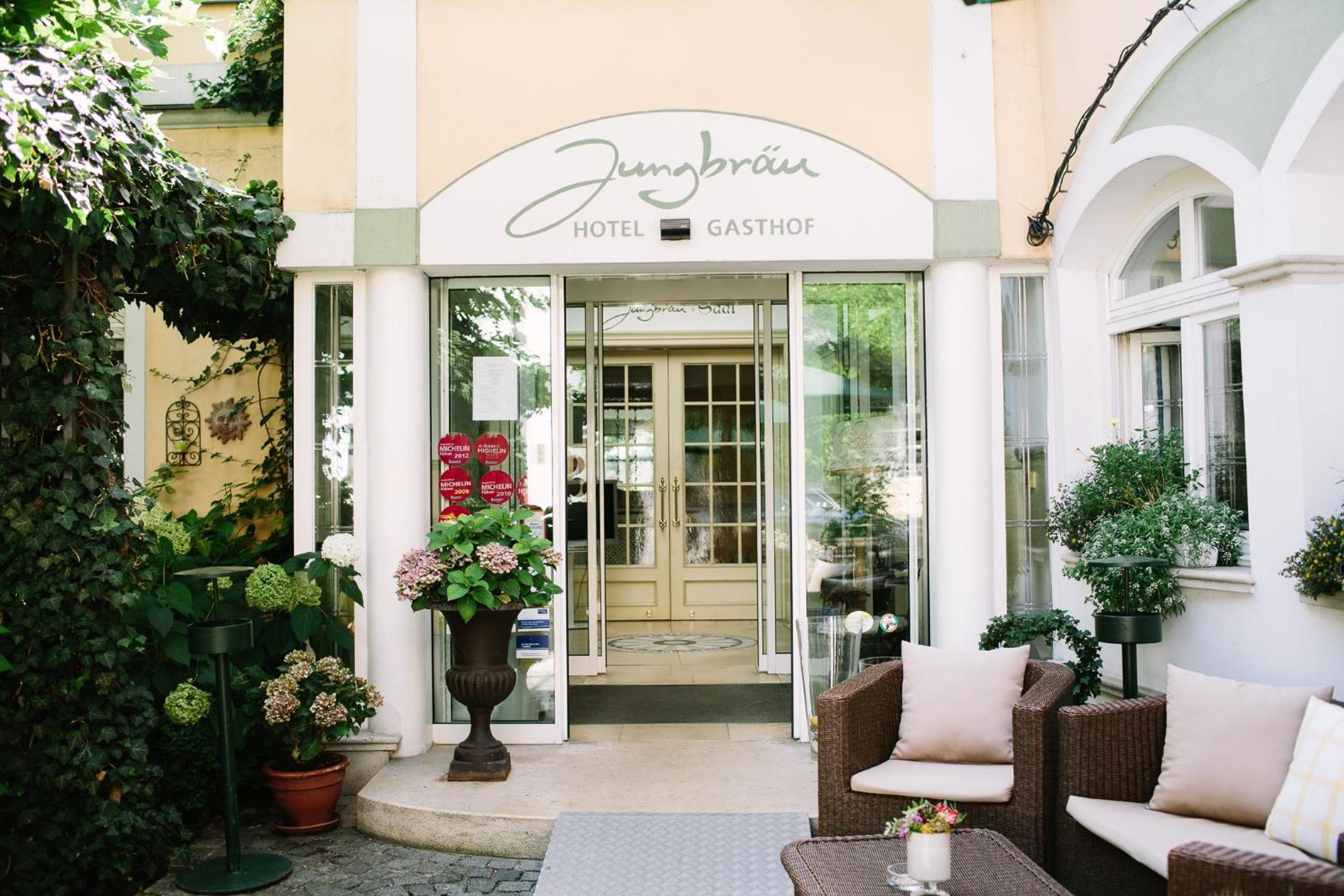 Hotel Jungbraeu Abensberg Εξωτερικό φωτογραφία